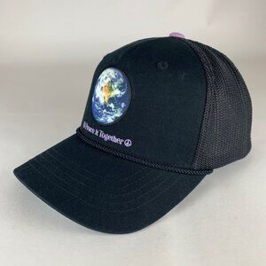 Levi's Peace It Together Black Snapback Trucker Hat